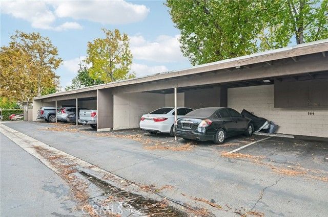 1430 Cabrillo Park B, Santa Ana, CA 92701