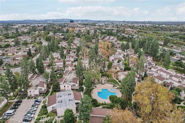 1430 Cabrillo Park B, Santa Ana, CA 92701