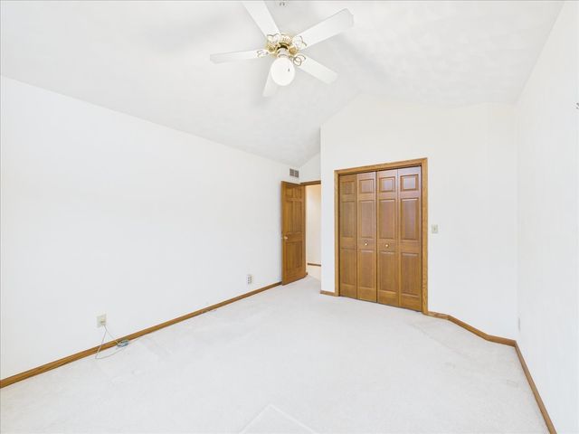 10373 Glen Abbey Close, Rockford, IL 61107
