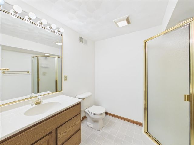 10373 Glen Abbey Close, Rockford, IL 61107