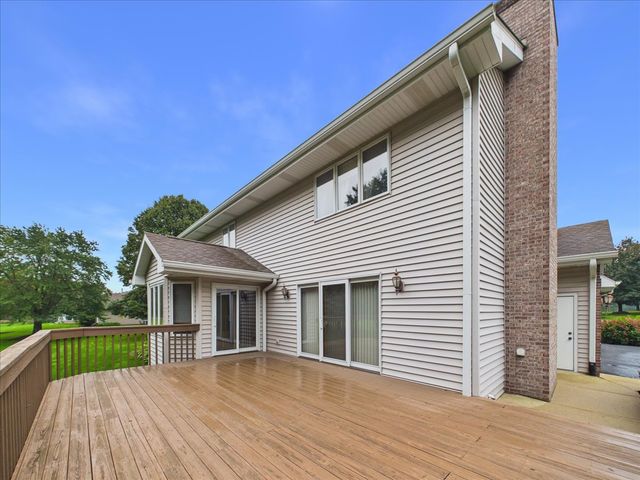 10373 Glen Abbey Close, Rockford, IL 61107