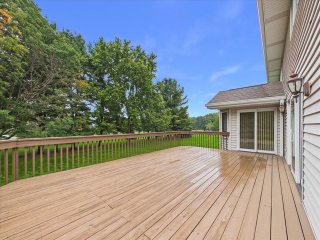 10373 Glen Abbey Close, Rockford, IL 61107