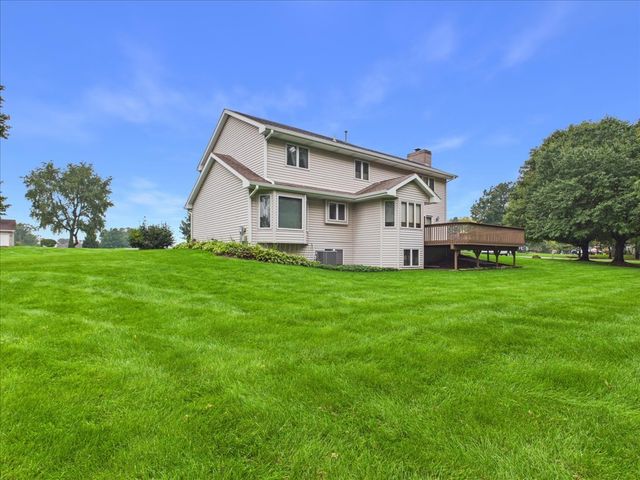 10373 Glen Abbey Close, Rockford, IL 61107