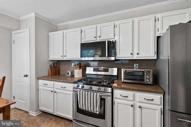 299 CARMEN DR, Collegeville, PA 19426