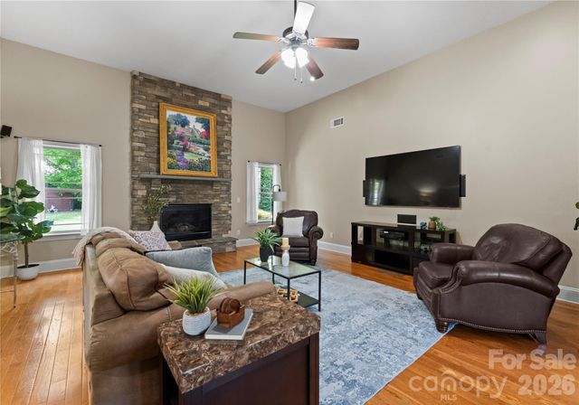 860 Arrow Point Lane, Davidson, NC 28036