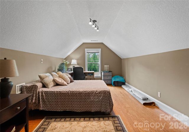 860 Arrow Point Lane, Davidson, NC 28036