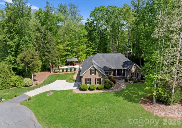 860 Arrow Point Lane, Davidson, NC 28036