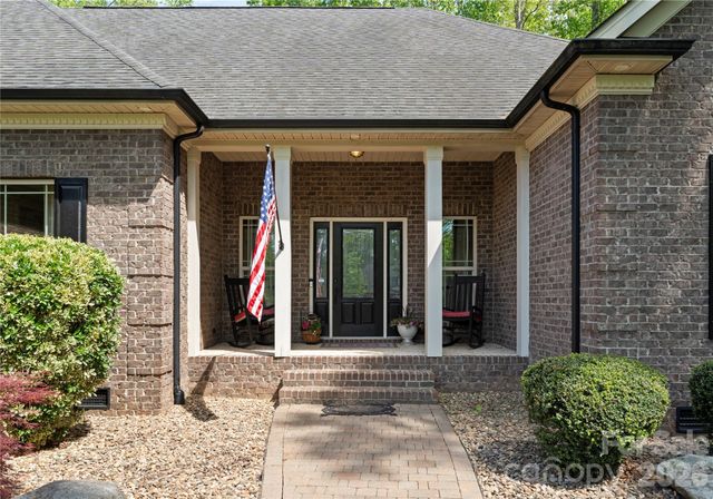 860 Arrow Point Lane, Davidson, NC 28036