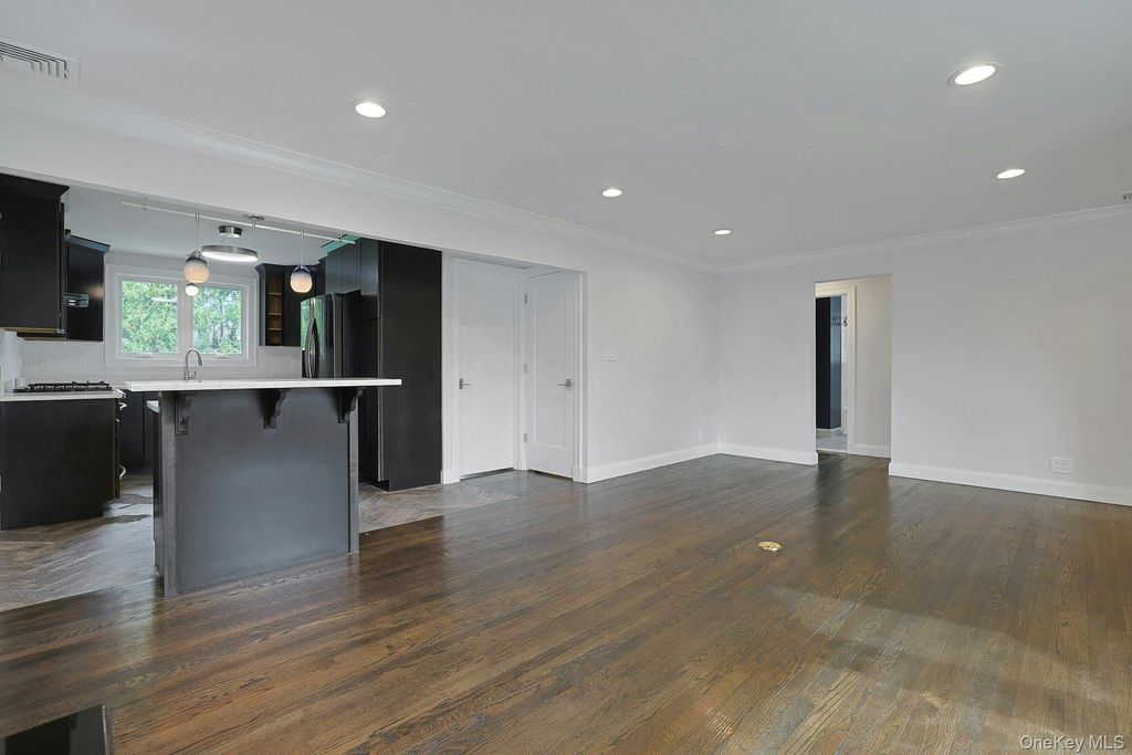 40 South Road, White Plains, NY 10603 — photo 4