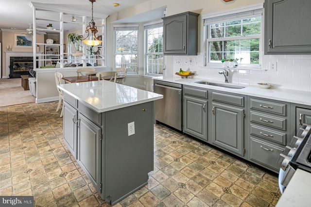 23 WYCKOFF DRIVE, Pennington, NJ 08534