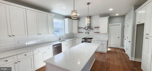 11B FAIRVIEW AVE, Perkasie, PA 18944
