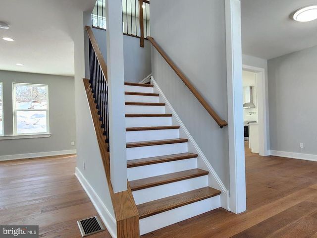 11B FAIRVIEW AVE, Perkasie, PA 18944
