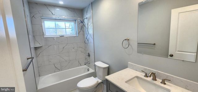 11B FAIRVIEW AVE, Perkasie, PA 18944