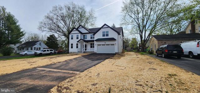 11B FAIRVIEW AVE, Perkasie, PA 18944