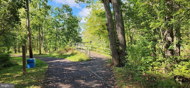 11B FAIRVIEW AVE, Perkasie, PA 18944