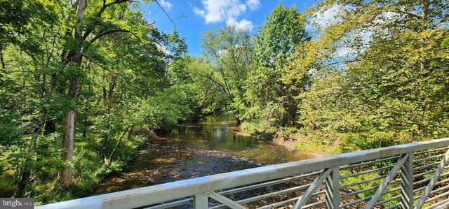 11B FAIRVIEW AVE, Perkasie, PA 18944