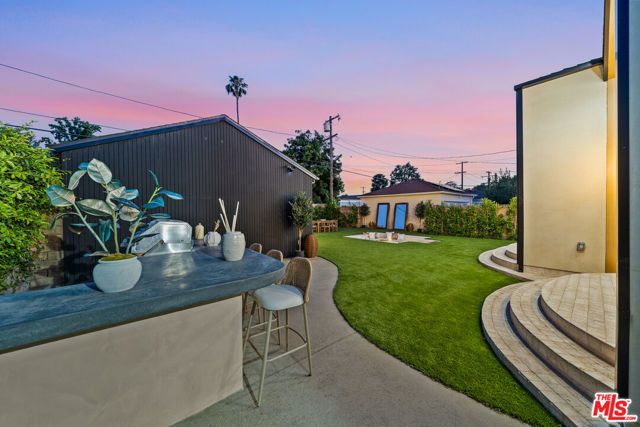 14742 Weddington Street, Sherman Oaks, CA 91423