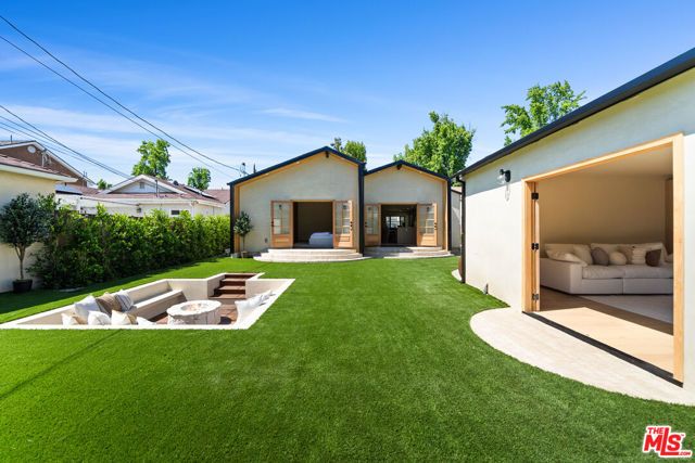 14742 Weddington Street, Sherman Oaks, CA 91423