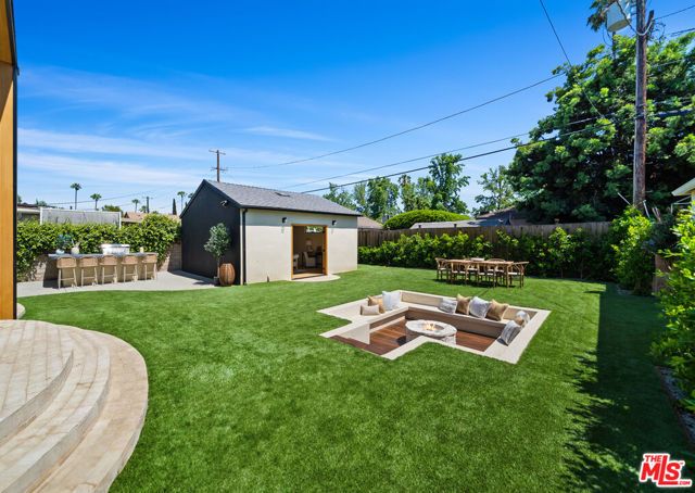 14742 Weddington Street, Sherman Oaks, CA 91423