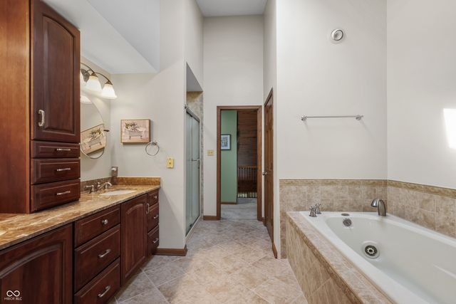 1826 E Durham Drive, Martinsville, IN 46151
