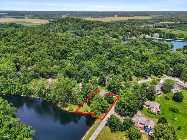 1826 E Durham Drive, Martinsville, IN 46151