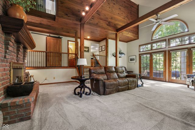 1826 E Durham Drive, Martinsville, IN 46151