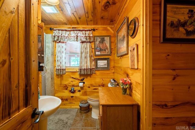 679 Antioch Road, Drasco, AR 72530