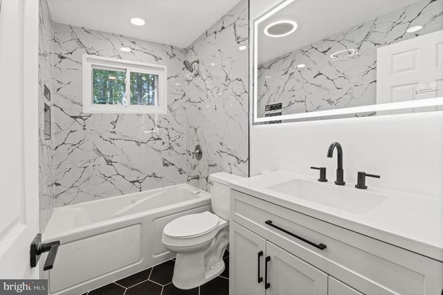 3311 SOUTHGREEN RD, Baltimore, MD 21244