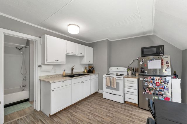 25 West Street, Lebanon, NH 03766