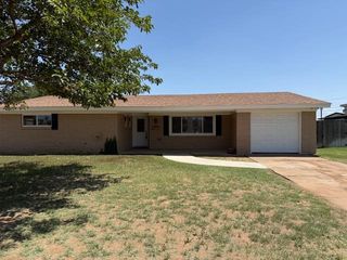 4305 Country Club Dr, Midland, TX 79703