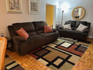 450 Pelham Road 1B, New Rochelle, NY 10805