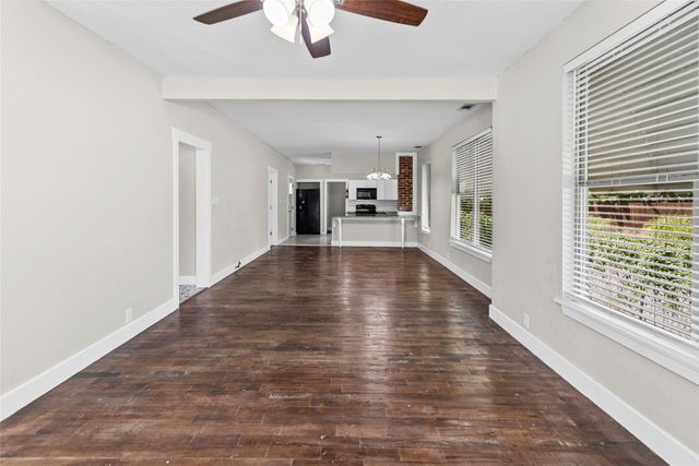419 W 5th Street, Bonham, TX 75418