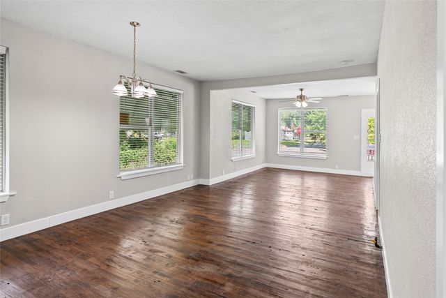 419 W 5th Street, Bonham, TX 75418