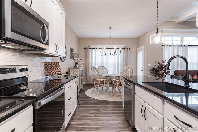 4834 Ashbury Drive, New Albany, IN 47150