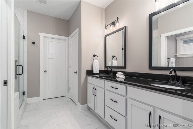 4834 Ashbury Drive, New Albany, IN 47150