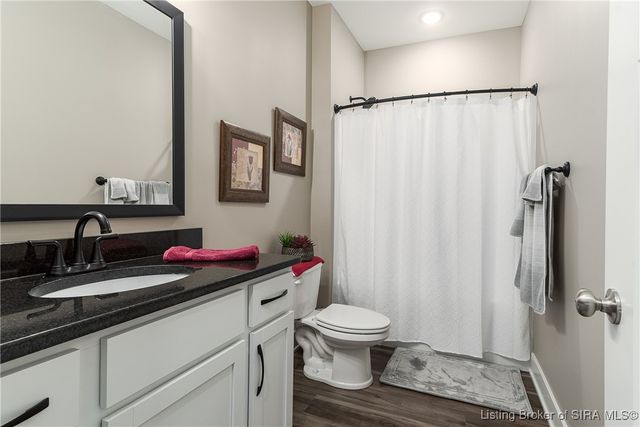 4834 Ashbury Drive, New Albany, IN 47150