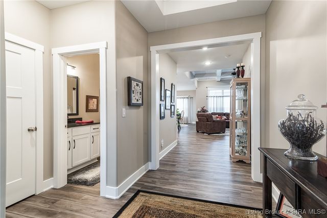 4834 Ashbury Drive, New Albany, IN 47150