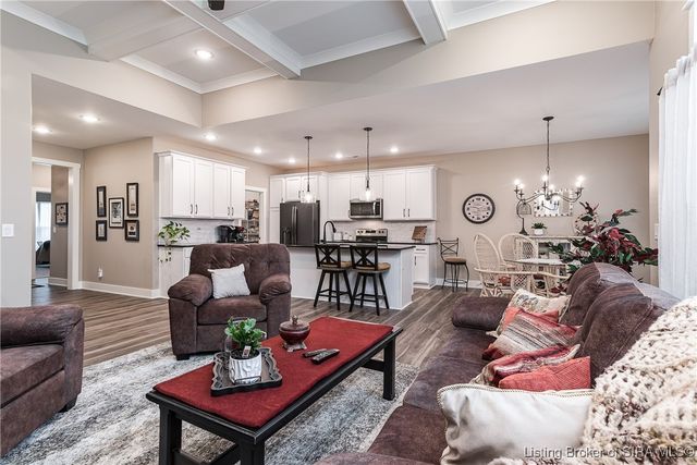 4834 Ashbury Drive, New Albany, IN 47150