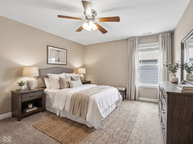 6077 Dugan Drive, Whitestown, IN 46075
