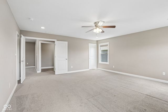6077 Dugan Drive, Whitestown, IN 46075