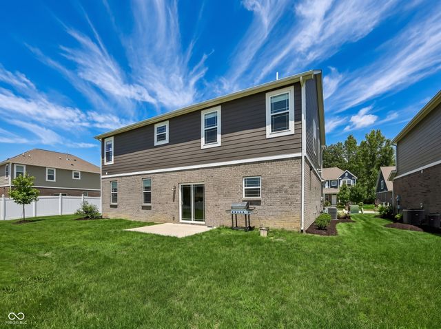 6077 Dugan Drive, Whitestown, IN 46075