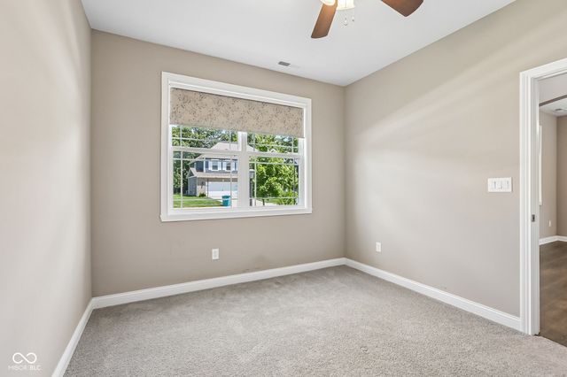 6077 Dugan Drive, Whitestown, IN 46075