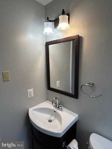 1828 YOUNGBLOOD ST, Mclean, VA 22101