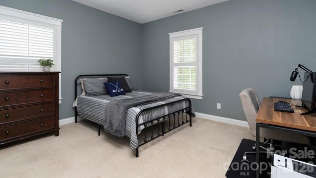 14125 Bankside Drive, Huntersville, NC 28078