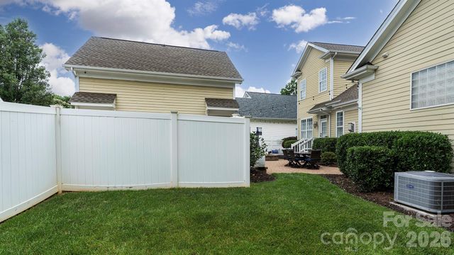 14125 Bankside Drive, Huntersville, NC 28078