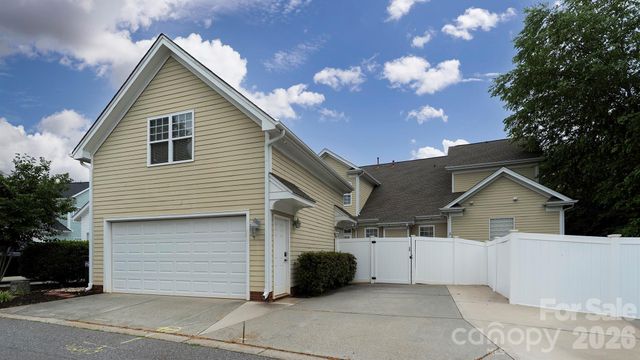 14125 Bankside Drive, Huntersville, NC 28078