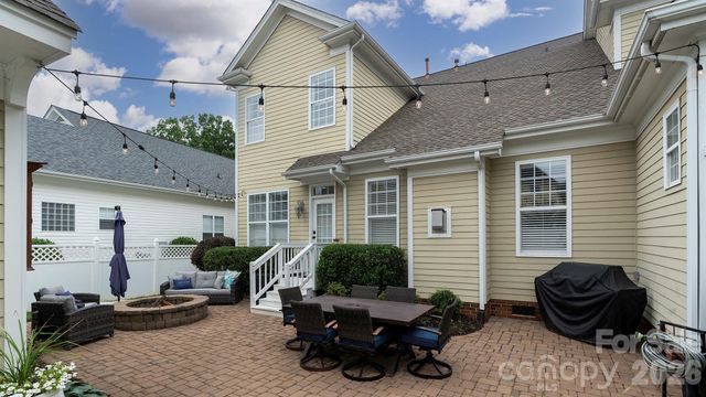 14125 Bankside Drive, Huntersville, NC 28078