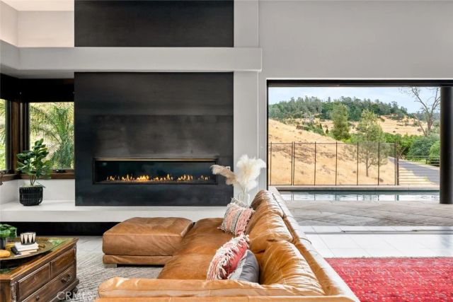 3386 Canyon Oaks Terrace, Chico, CA 95928