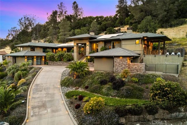 3386 Canyon Oaks Terrace, Chico, CA 95928