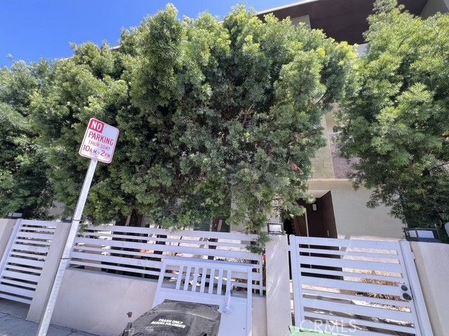 3855 139th Street, Hawthorne, CA 90250